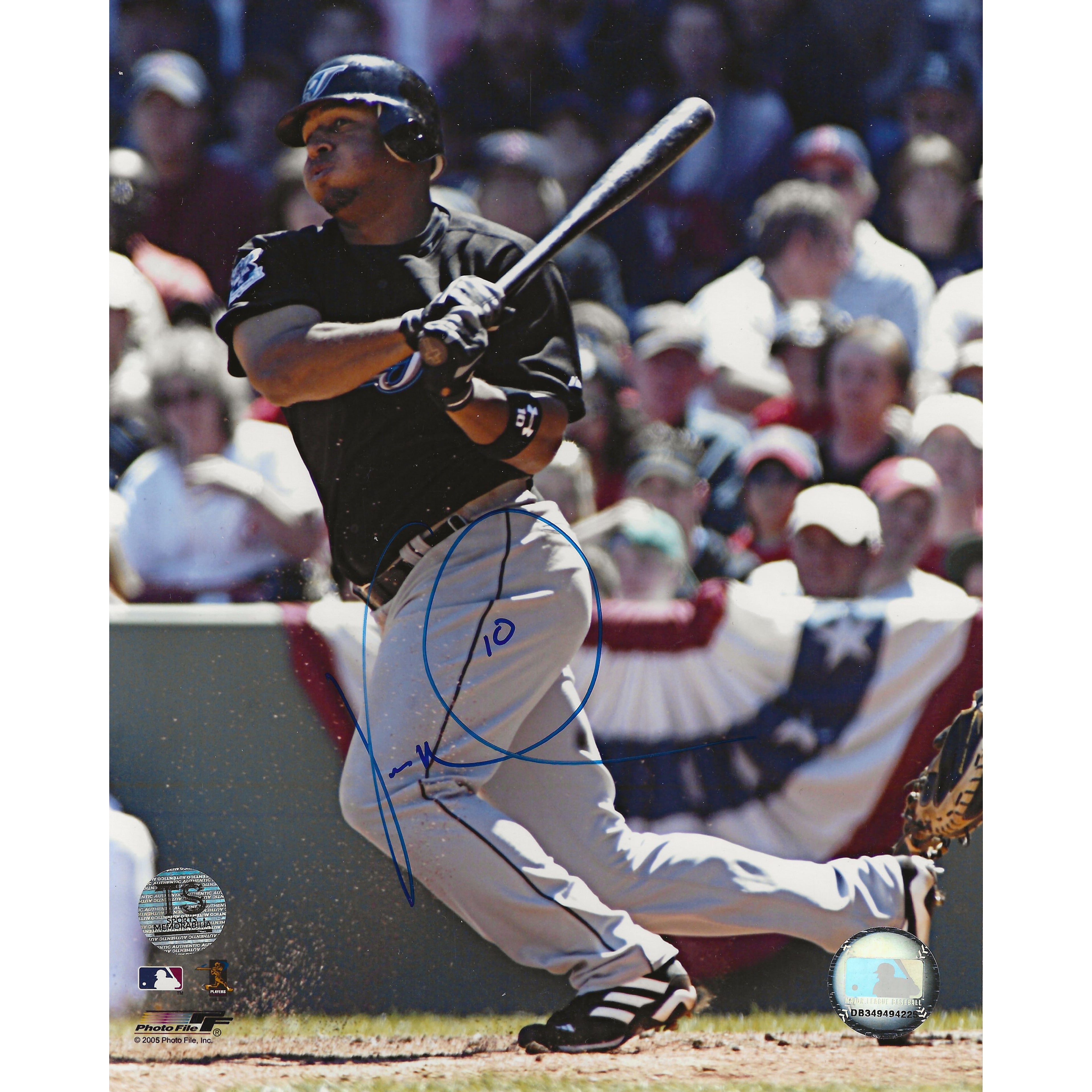 Vernon Wells Autographed Toronto Blue Jays Swinging 8x10 Photo - - Autographed 8x10 Photos - TS Sports Memorabilia - I Love BJs